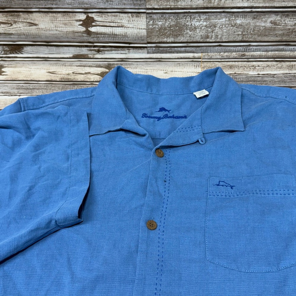 Tommy Bahama Button Up Shirt Mens XL Blue Short Sleeve Silk Blend Camp Pocket
